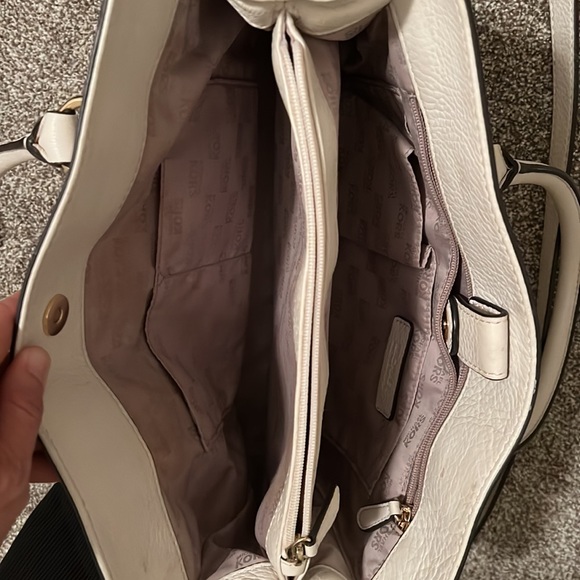 Michael kors handbag - Picture 2 of 2